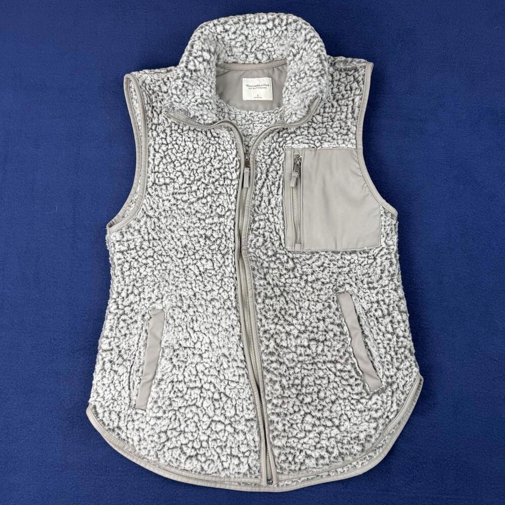 Abercrombie & Fitch Sherpa Fleece Vest Gray Zip Utility Pocket Women S Relaxed
